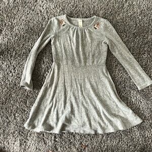 Oshkosh Bgosh size 7 Gray Flower embroidered Girls Dress